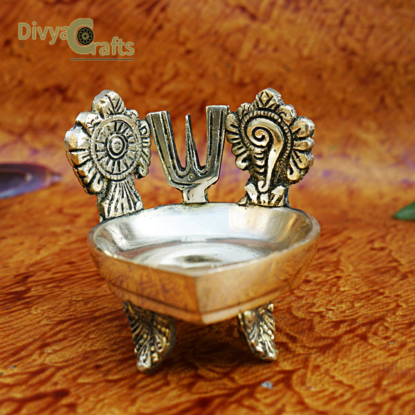 Brass Small Shankh Chakra Namah Diya/Oil lamp