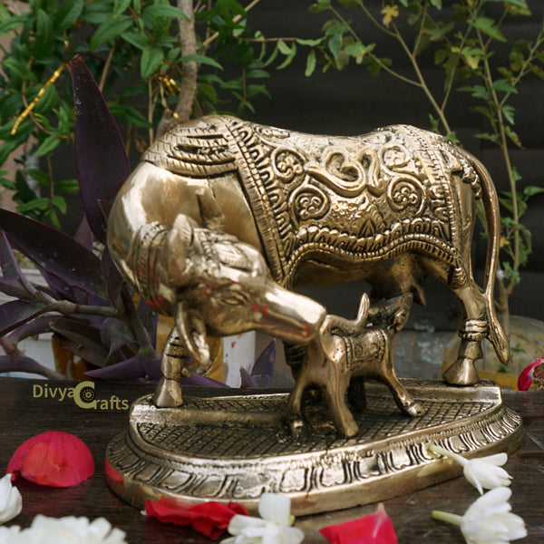 BRASS COW WITH CALF IDOL (5")