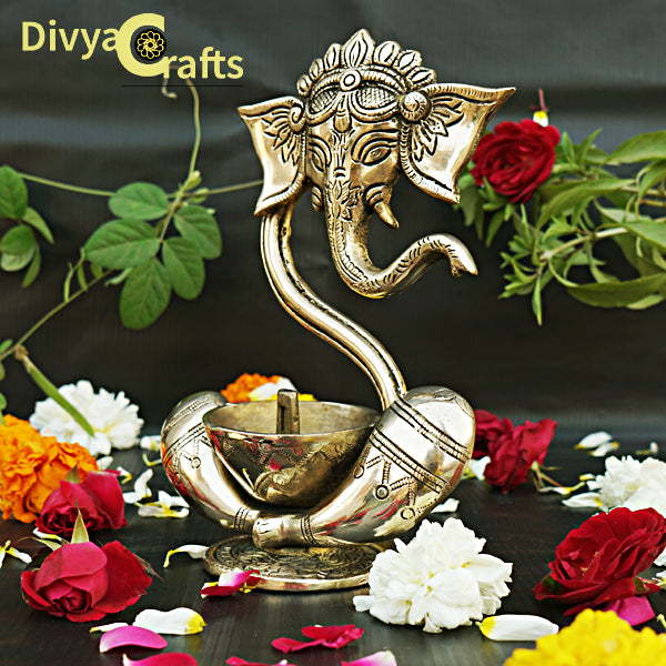 Brass Ganesha Shape Diya/Oil Lamp