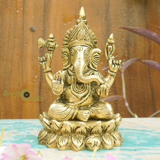Brass Ganesha Sitting on Lotus (6.5")